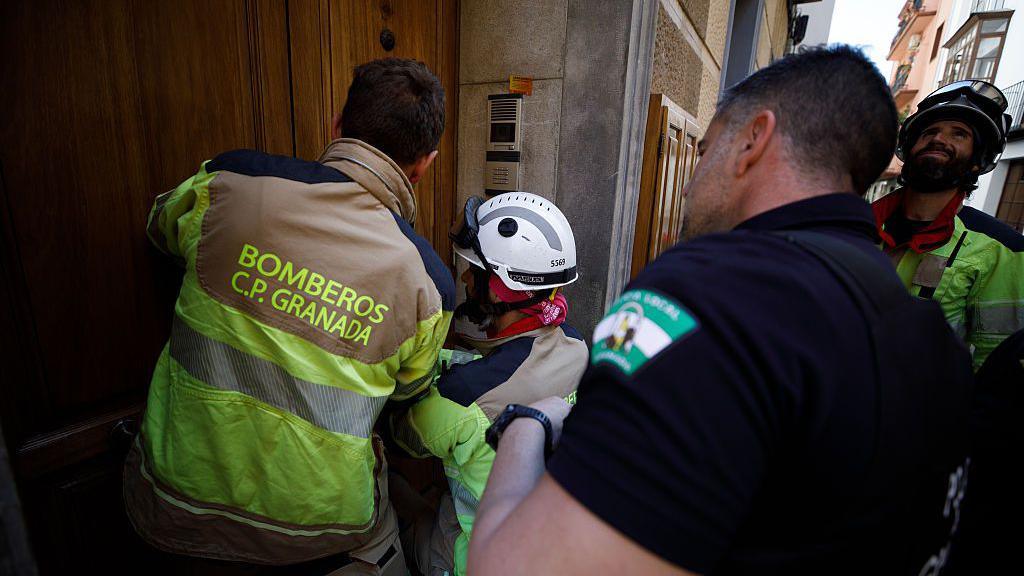 At least three deaths linked to massive Spain power cut At least three deaths linked to massive Spain power cut
