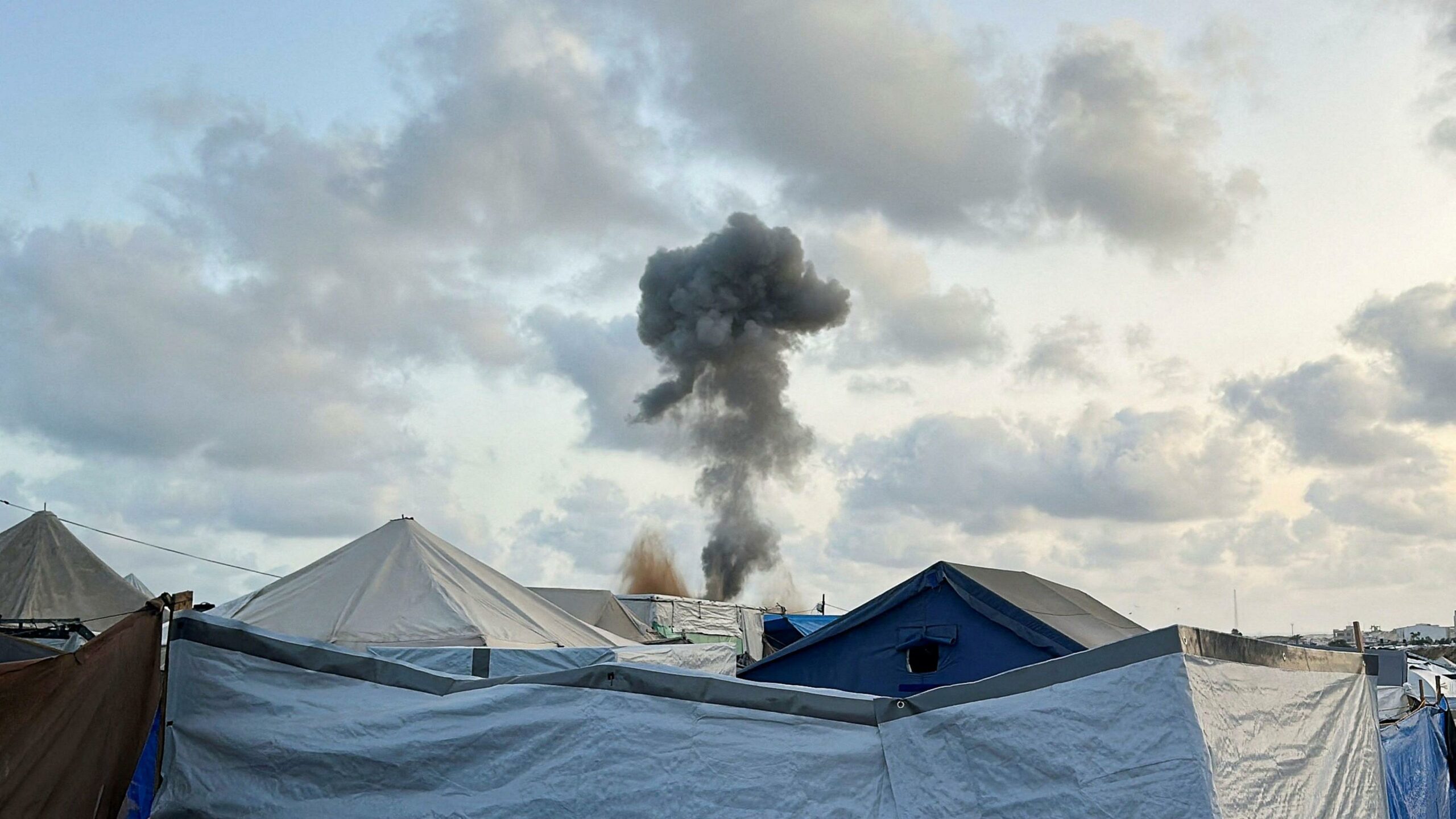 At least 38 killed by Israeli strikes in Gaza in half-hour period, medics say At least 38 killed by Israeli strikes in Gaza in half-hour period, medics say