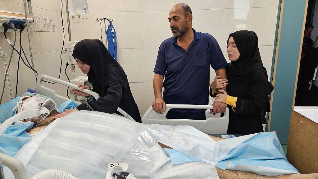 Father of nine children killed by Israeli strike still in critical condition Father of nine children killed by Israeli strike still in critical condition