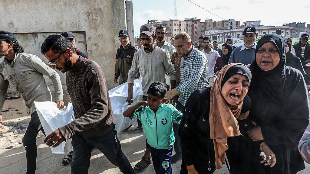 Israel orders Khan Younis evacuation ahead of ‘unprecedented attack’ Israel orders Khan Younis evacuation ahead of ‘unprecedented attack’