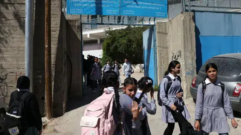 Israeli forces close UN-run schools in East Jerusalem Israeli forces close UN-run schools in East Jerusalem