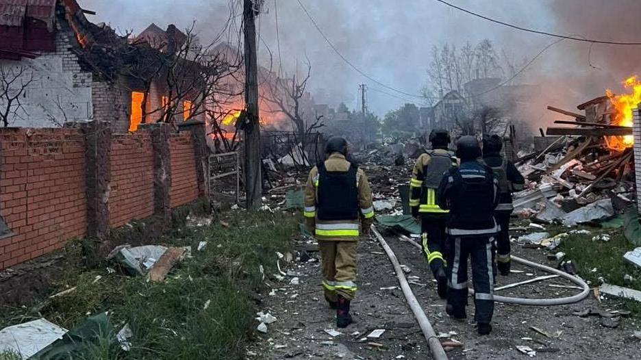Russian strikes kill 12 across Ukraine, officials say Russian strikes kill 12 across Ukraine, officials say