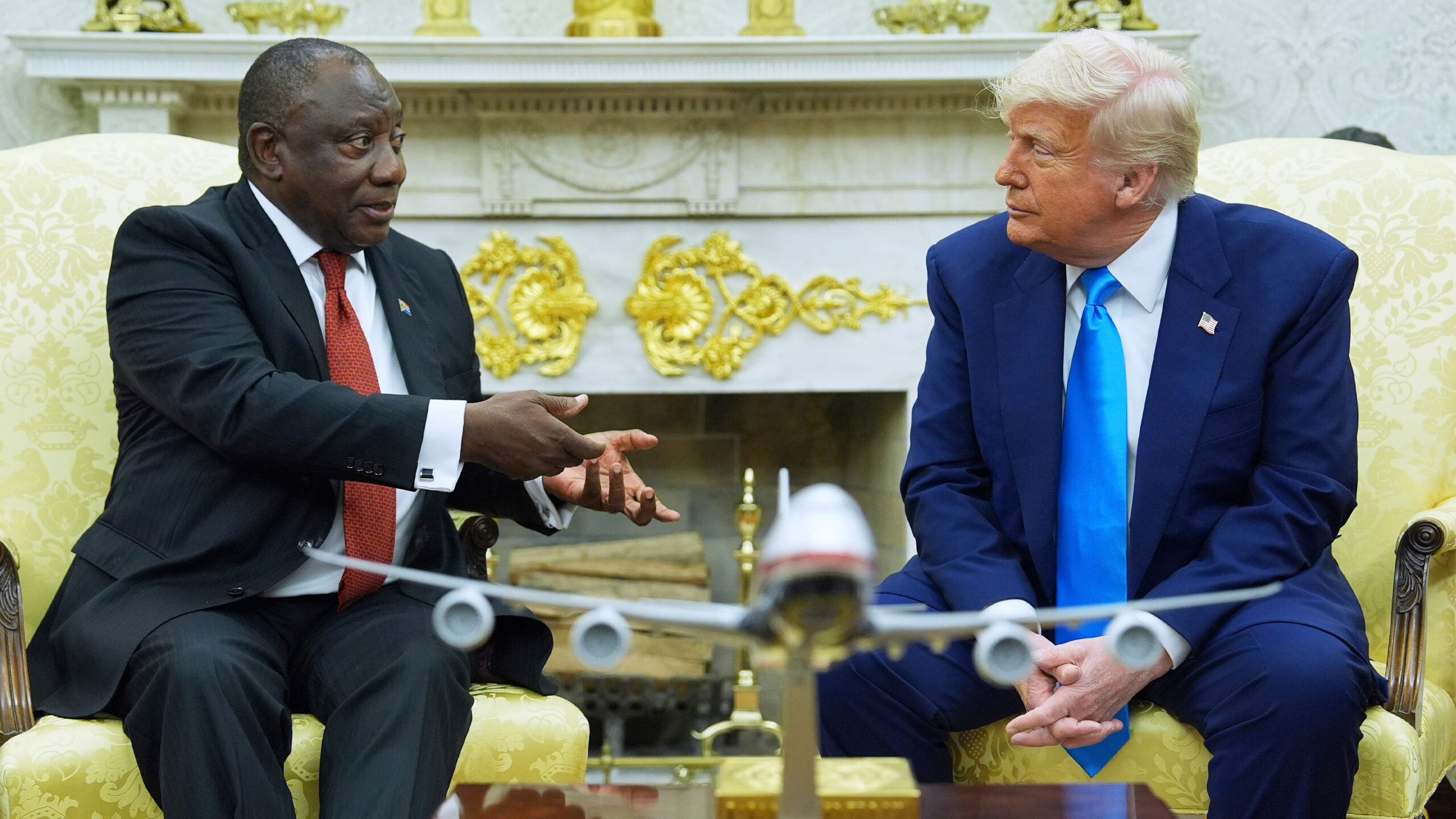Trump confronts South African president with claim of Afrikaners being ‘persecuted’ Trump confronts South African president with claim of Afrikaners being ‘persecuted’