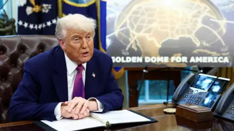 Trump unveils plans for ‘Golden Dome’ defence system Trump unveils plans for ‘Golden Dome’ defence system