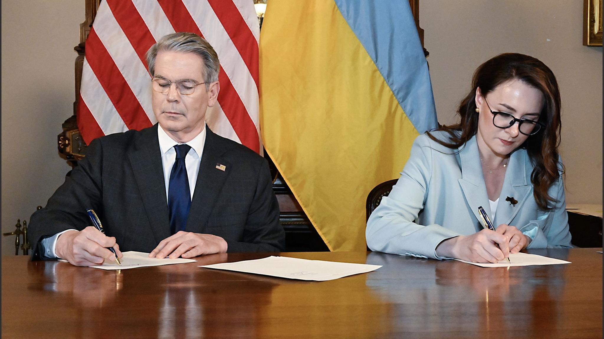 US and Ukraine sign critical minerals deal US and Ukraine sign critical minerals deal